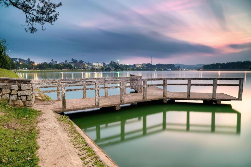 Hai Long Vuong Hotel Dalat Bagian luar foto