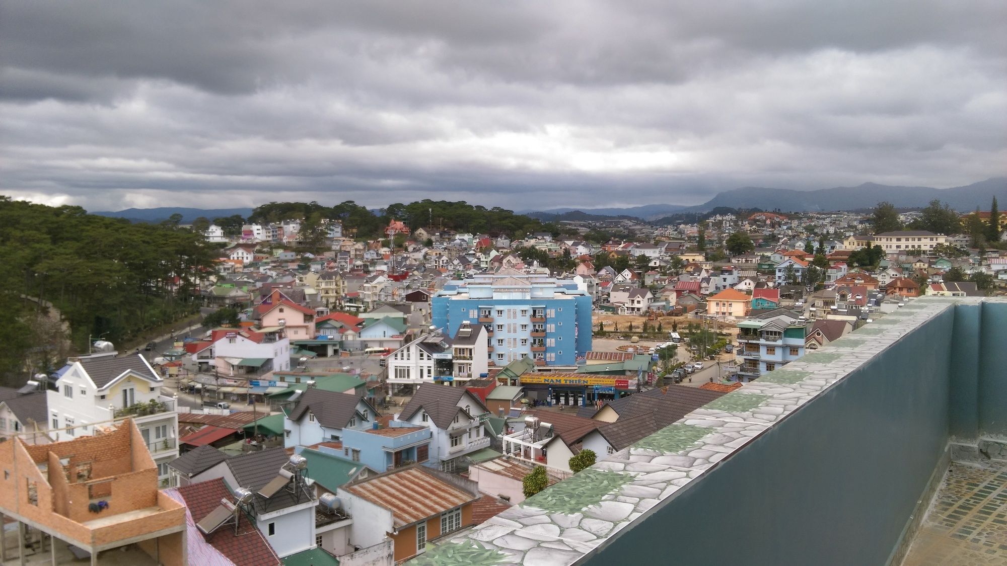 Hai Long Vuong Hotel Dalat Bagian luar foto