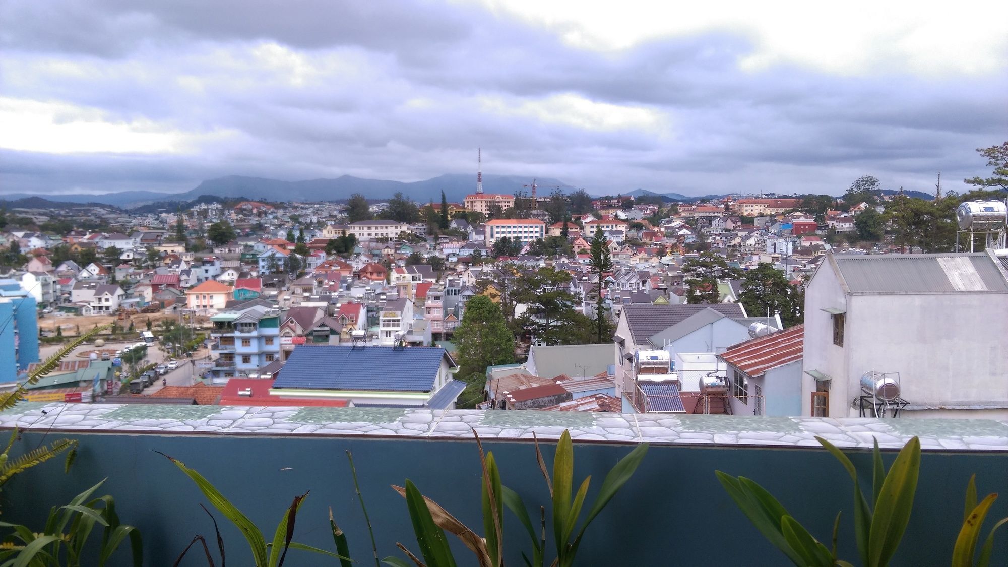 Hai Long Vuong Hotel Dalat Bagian luar foto